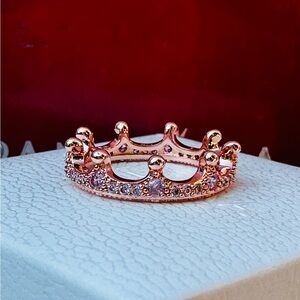Authentic pandora crown 👑 ring size 7 🌺🪷🍄🍄‍🟫🌸🪸🪷🌺🌷💐